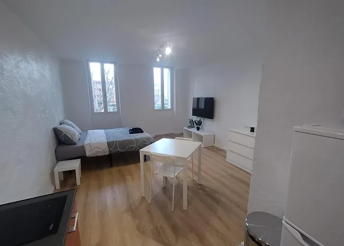 Budgetbnb 281, Downtown La Seyne-sur-Mer
